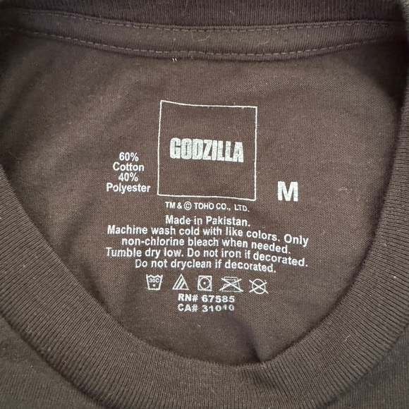 Godzilla Adult T-Shirt New. - Picture 6 of 8